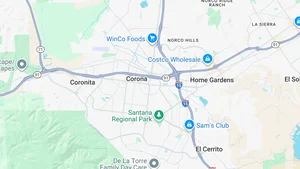 Corona, CA: Local Living Guide